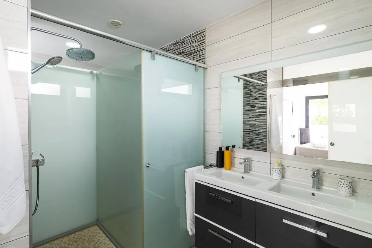 Villa Lola By Villa Plus Corralejo 0*,